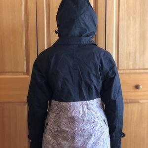 Woman’s holden jacket